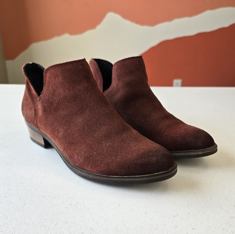 Crevo Womens Leighton Boot Size 9 Red Suede Bootie Block Heel Boho Distressed‎